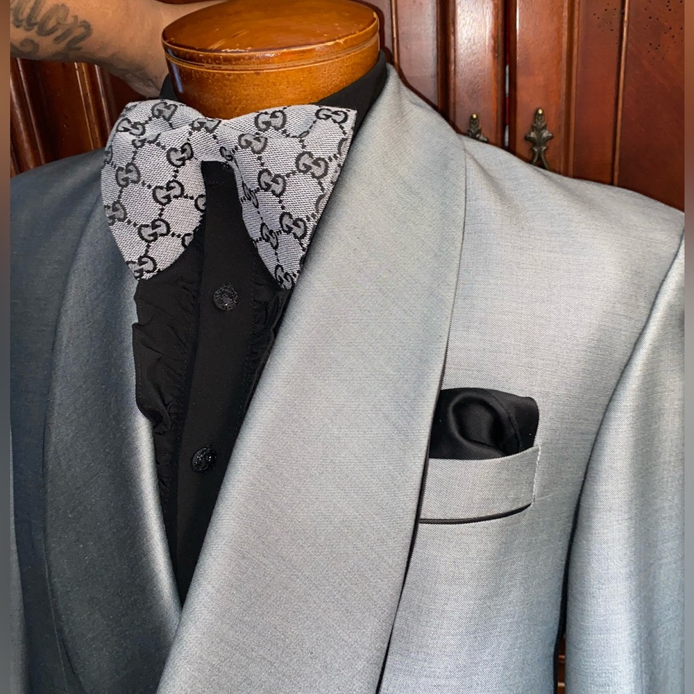Gucci Bowtie